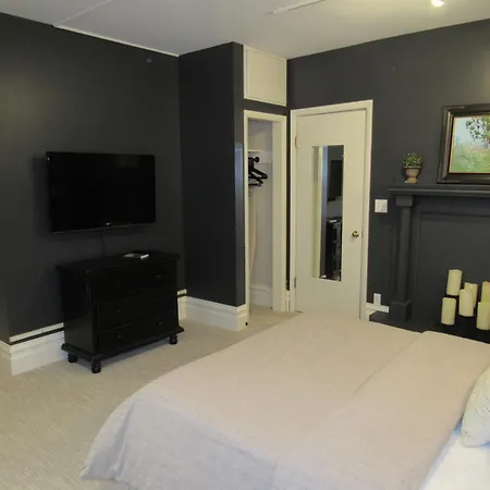 The Riter Mansion-2