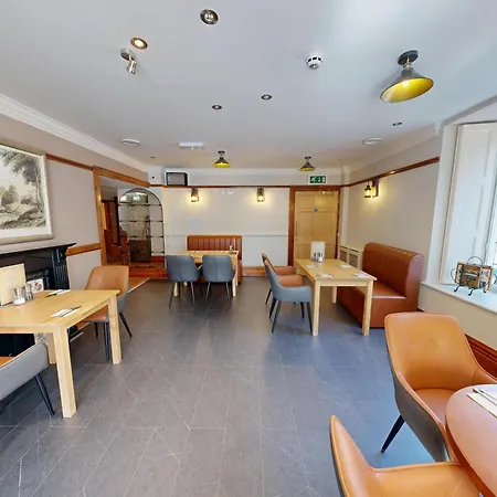 High Tor Hotel-2