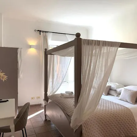 Aenea'S B&B-2