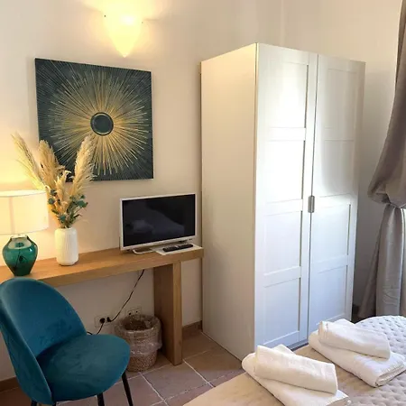 Aenea'S B&B-3