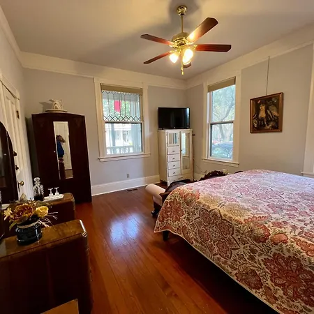 Brackenridge House Bed And Breakfast-3