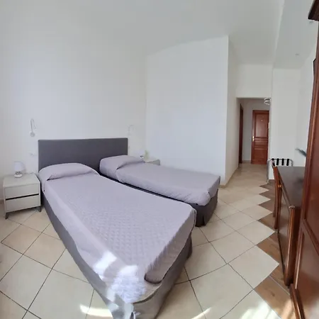 Mariposa B&B-2