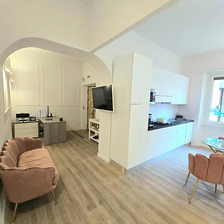 B&B Aurelia Garden Rooms-3