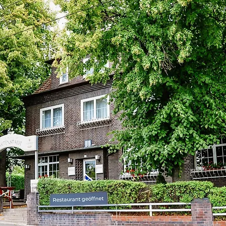 Hotel Gartenstadt Erfurt-3