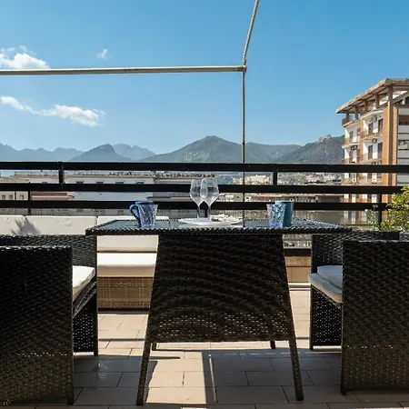 Mareluna Penthouse - Luxury Suites-3