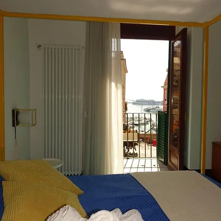 Ninina Boutique Suites-3