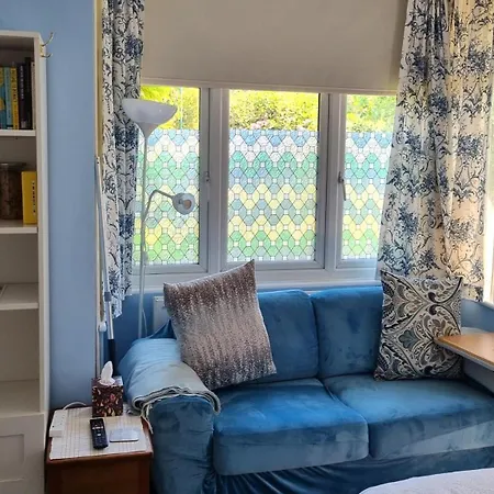 The Witterings Bed And Breakfast-3