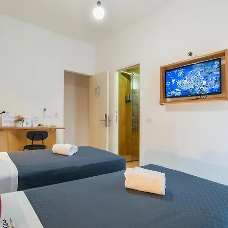 Ciccio Rooms And Breakfast - Self Check-In-2