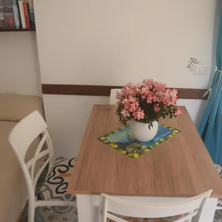 villa damecuta B&B-2