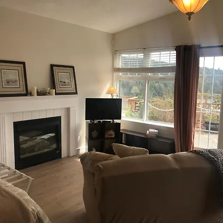 Moonlit Cove B&B-2