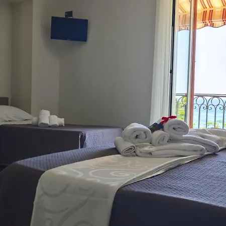 Hice Room Lungomare Fronte Mare-2