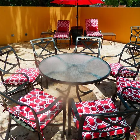 Ochenta Y Dos Bed & Breakfast & Spa-2
