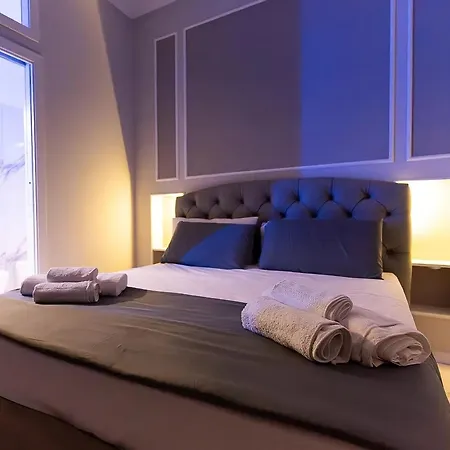 Elegance Room-2