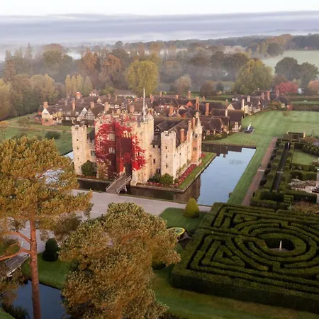 Hever Castle Luxury Bed And Breakfast-3