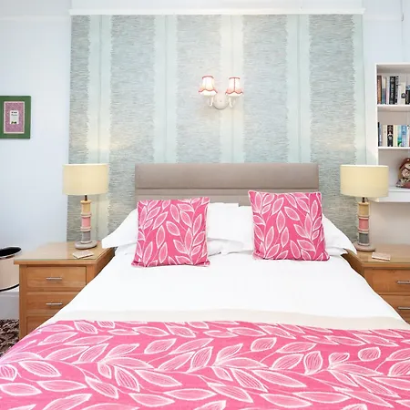 The Ravenswood B&B-3