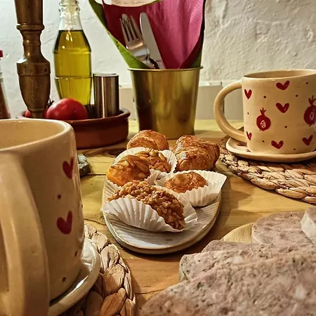 Les Magranes Bed & Breakfast-2
