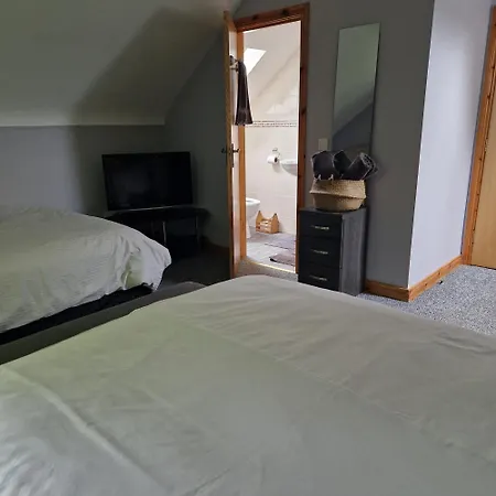 The Tree-House B&B-2