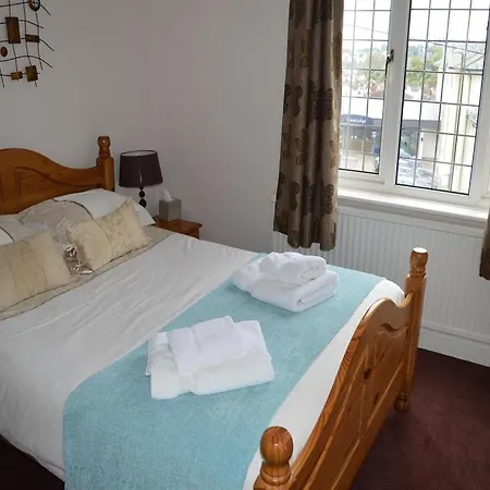 Burleigh House-3