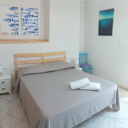 Salvone'S House B&B-3