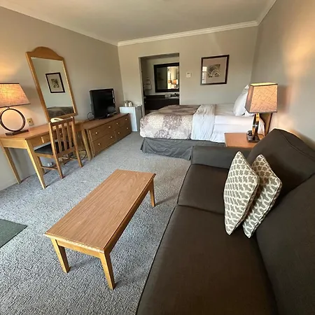 Rideau Heights Inn-3