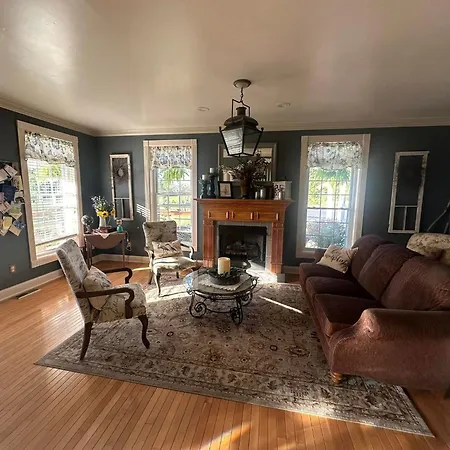 Barren Breeze Bed And Breakfast-3
