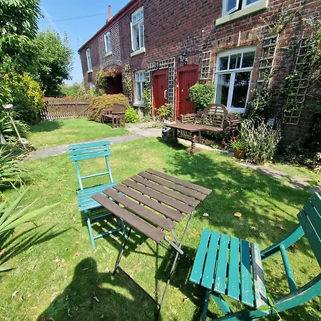 The Old Post Office B&B-2