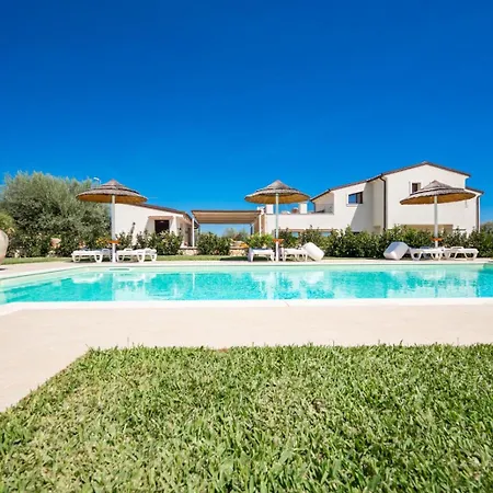 Villa Carmiano B&B Luxury Bedrooms In Avola In The Province Of Syracuse With Room With Swimming Pool-3