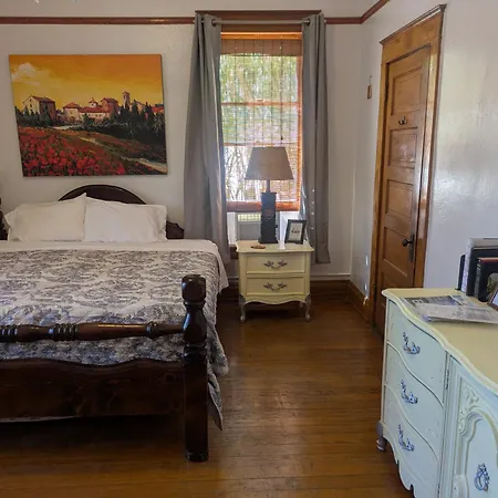 The Oliver House - Adults Only-3