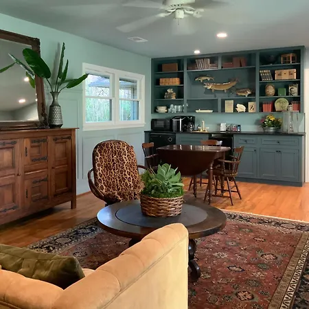 The Chaska House & Cottages-3