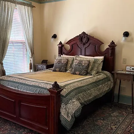 Amherst Inn-2
