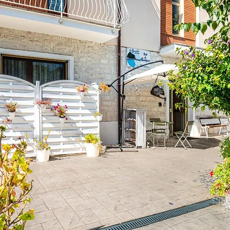 LaGarolina Del Conero B&B-2