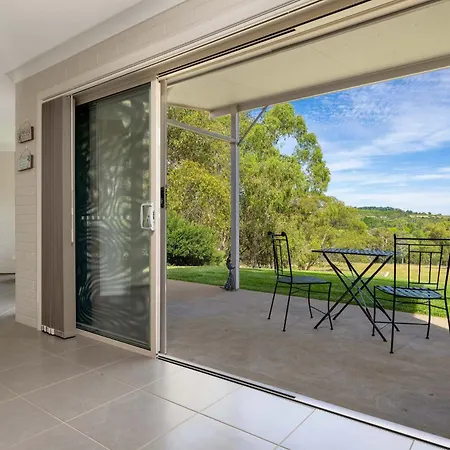 Lakeview Luxury Retreat-3