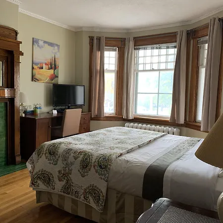 Rideau Inn-3