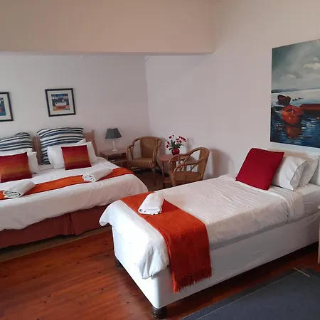 Aquarius Guesthouse-2
