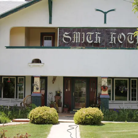 Historic Smith Hotel B&B-2