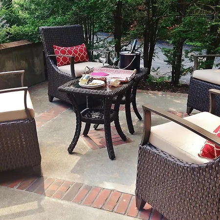 Chambery Inn-3