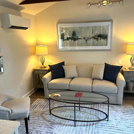 Homestead Inn-3