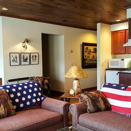 The White House Inn-2
