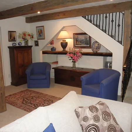 Trelawn Riverside Cottages-2