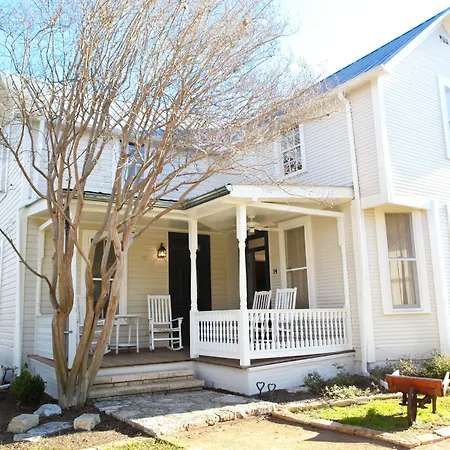 Hoffman Haus-3