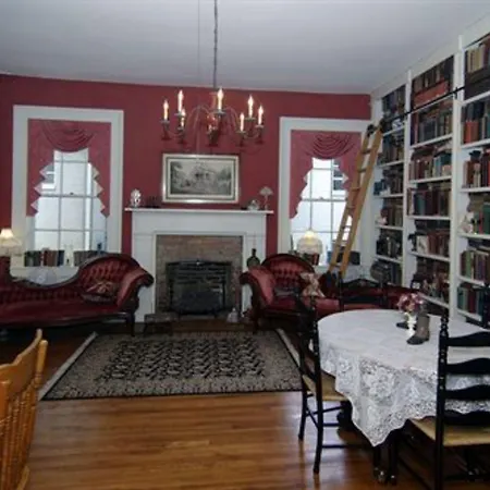 Hall Place Bed & Breakfast-3