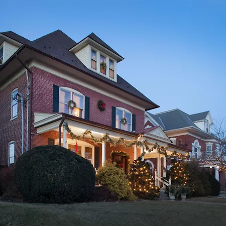 Harvest Moon Bed & Breakfast-3