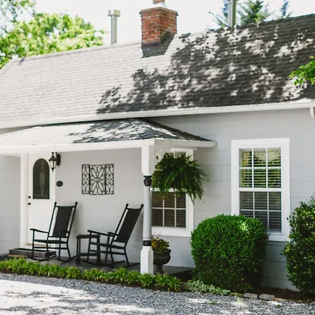 Biltmore Village Inn B&B-3