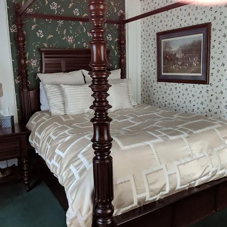Allegiance Bed And Breakfast-2