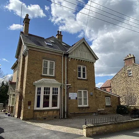 The Old Manse Pickering-2