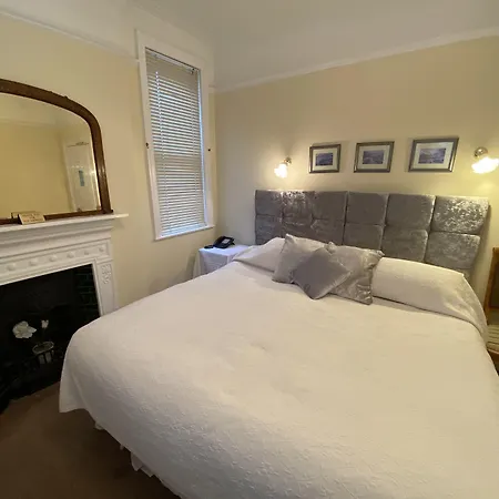 The Old Manse Pickering-3
