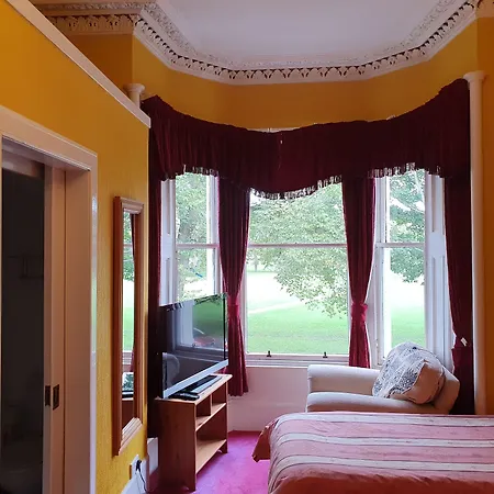Mackenzie Guest House-3