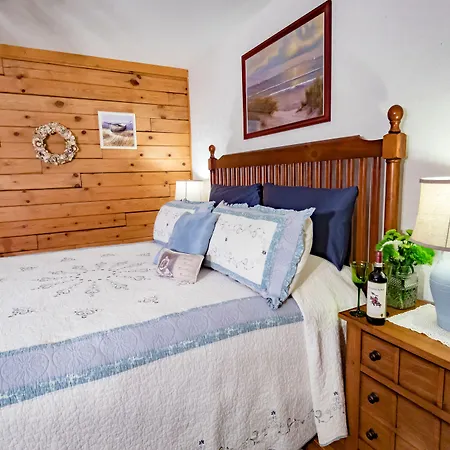 Harmony Hill B&B-3