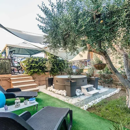 Tarchon Luxury B&B-2