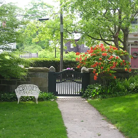 Delano Homestead Bed And Breakfast-2